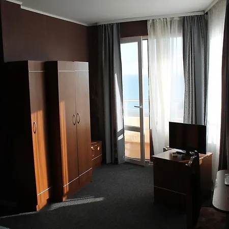 Family Lazuren Briag Burgas City