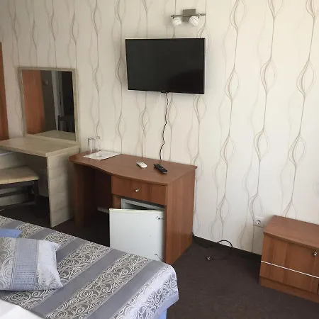 Hotel Family Lazuren Briag