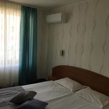 лазурен бряг Бургас